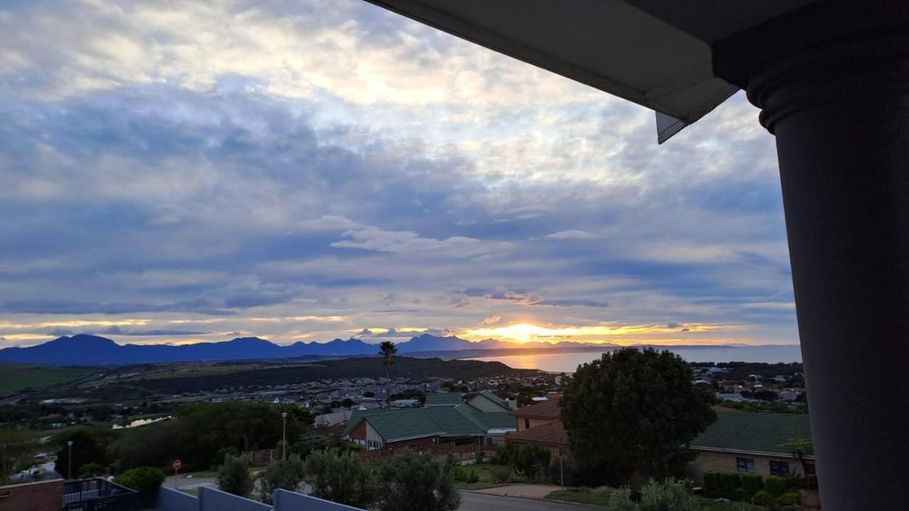 Blue Owl Guest House Mossel Bay Exterior photo